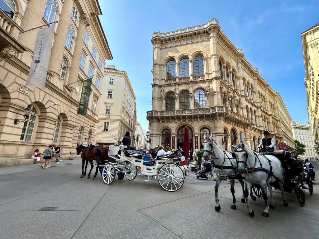 102. Geçmişten Günümüze Nostaljik Bir&nbsp;Yolculuk